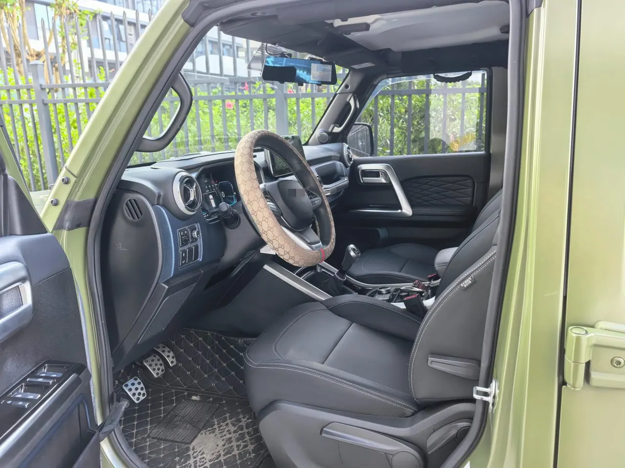 Beijing 2021 BJ40 2.3T Four-wheel Drive Blade Hero Edition Pioneer Manual Gear 6