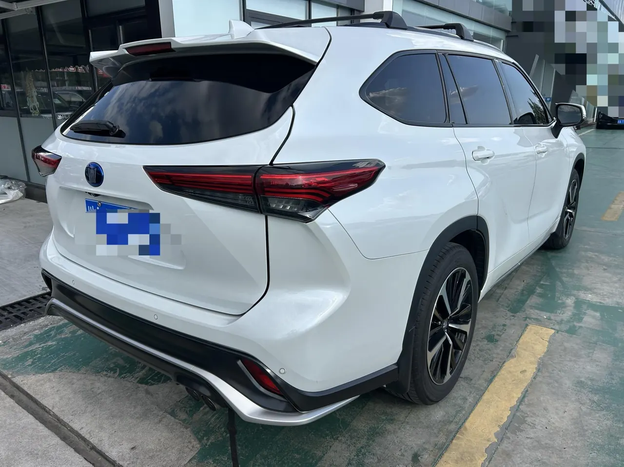 Toyota 2021 Crown Land Release 2.5 Stepless Four-wheel Drive Flagship Automatic Gear 4