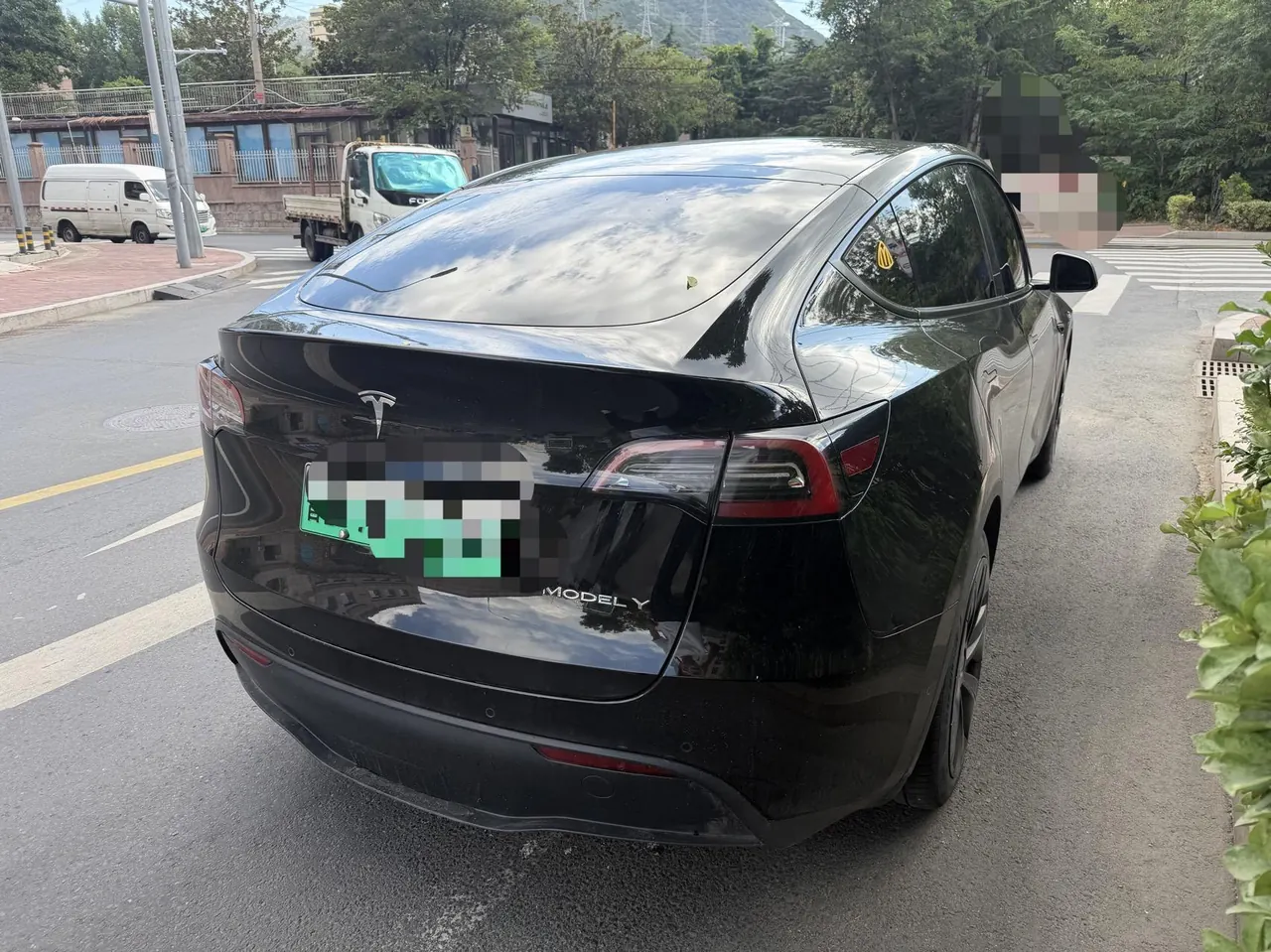 Tesla 2022 Model Y rear-wheel drive version (facelift) automatic gear 4