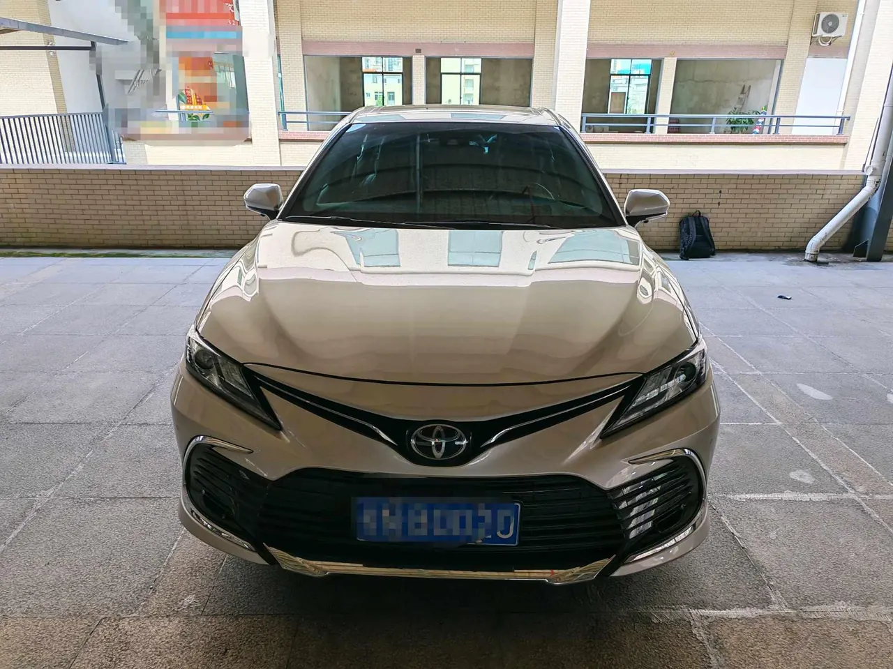 Toyota 2023 Camry 2.0G Stepless Deluxe Edition Automatic Gear 2