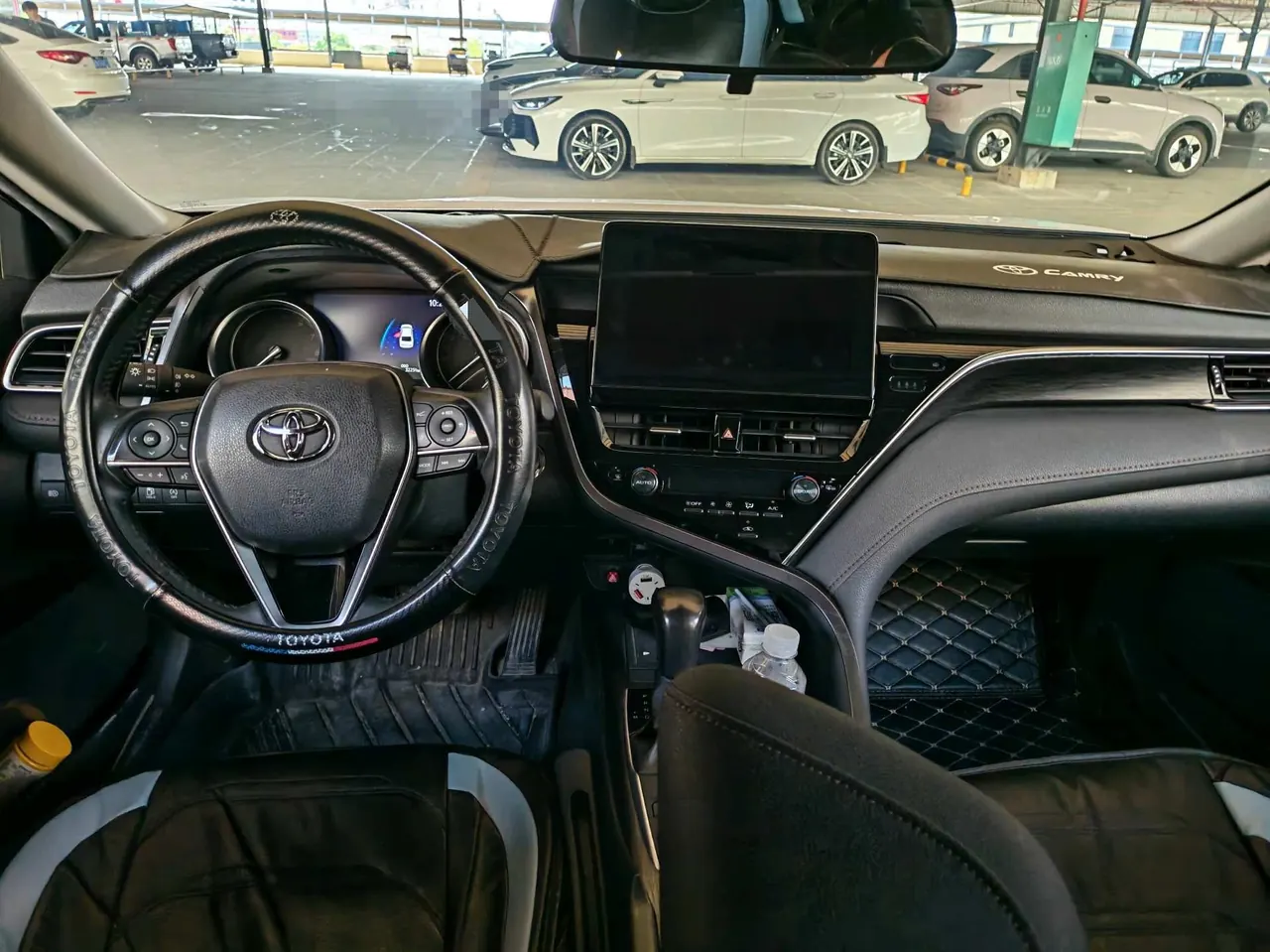 Toyota 2023 Camry 2.0G Stepless Deluxe Edition Automatic Gear 9