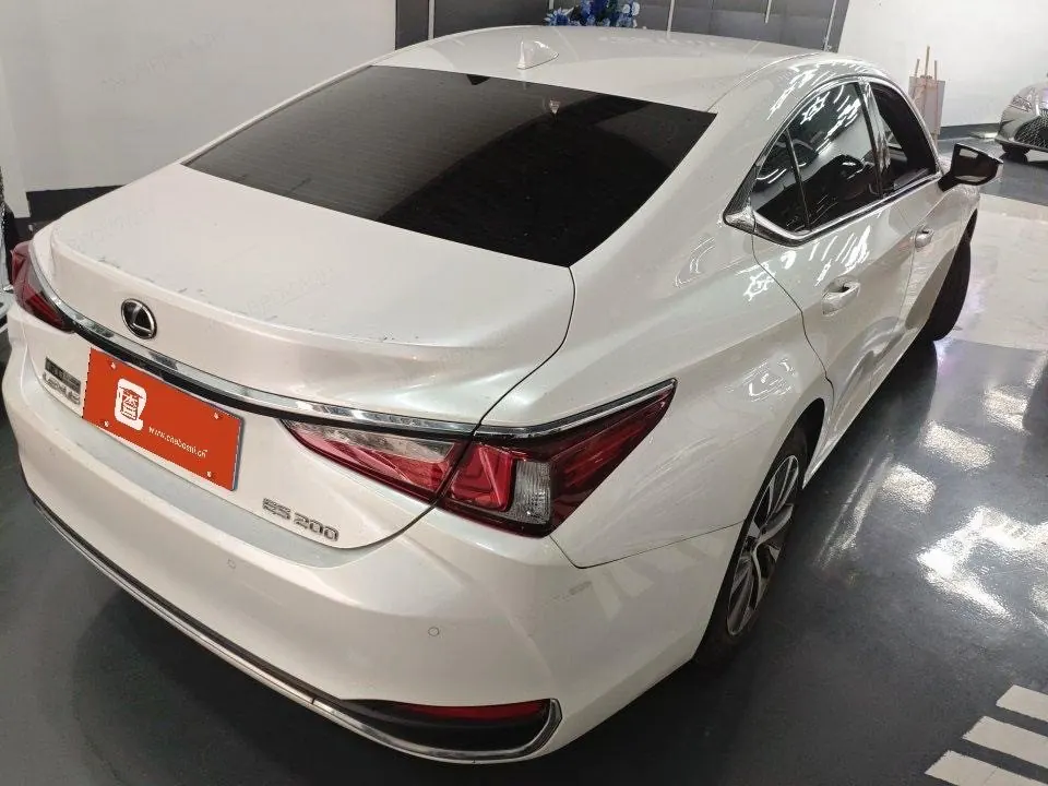 Lexus ES (Imported) 2020 ES200 2.0 Stepless Premium Edition Automatic Gear 6