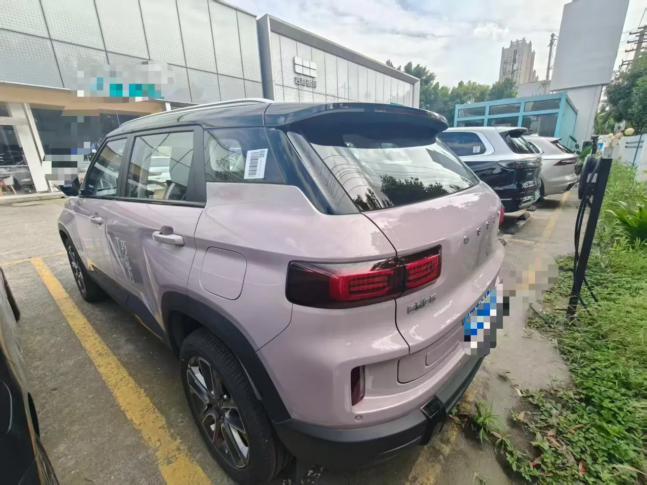 Geely 2026 model Icon 1.5TD Chocolate Elegant Edition, automatic transmission 4
