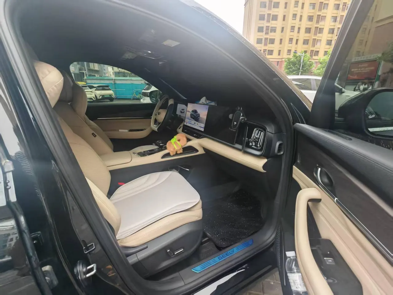 Geely 2026 XingyueL (Monjaro) 2.0TD Oriental Obsidian Edition Automatic Gear 8