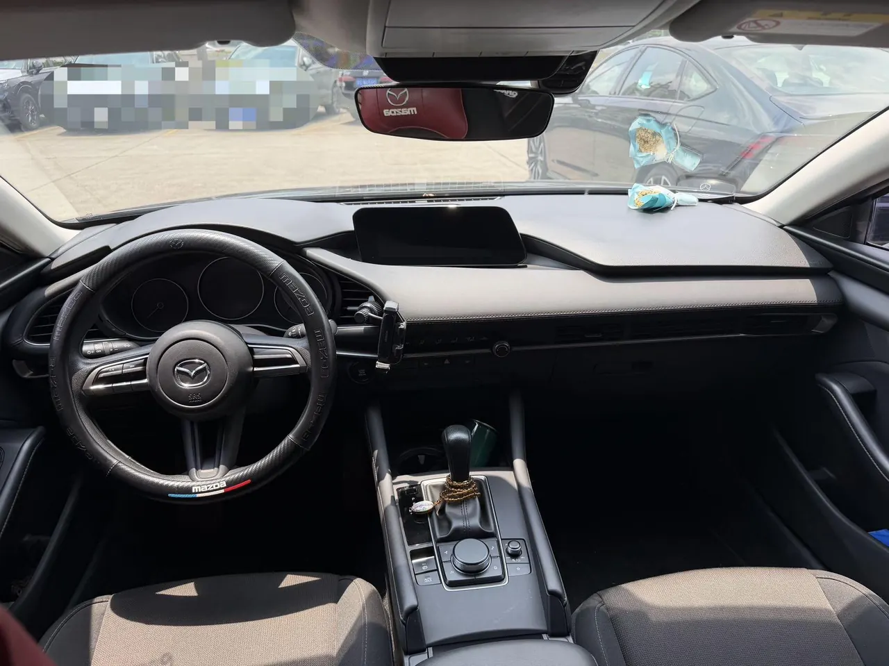 Mazda 3 Angkesaila 2022 Mazda 3 Angkesaila-sedan 2.0 quality automatic transmission 4