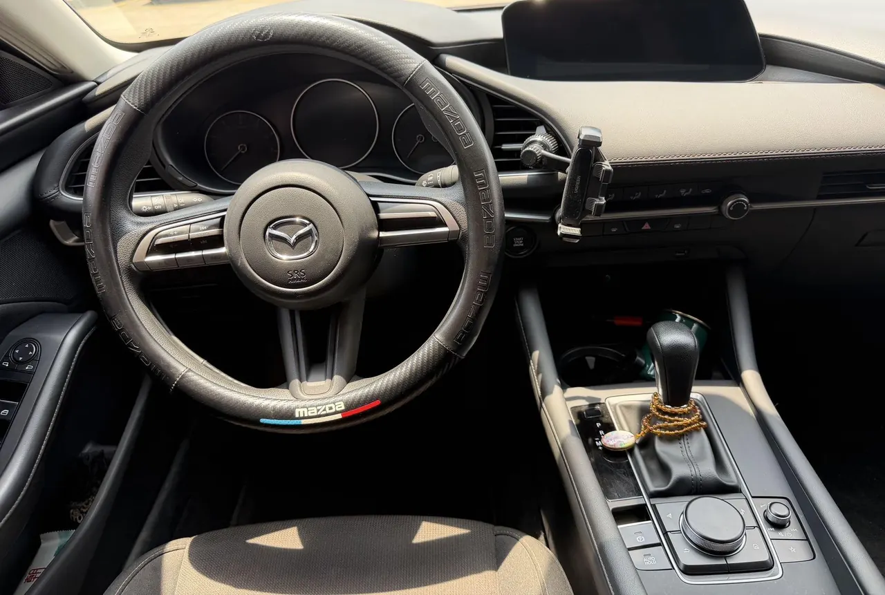 Mazda 3 Angkesaila 2022 Mazda 3 Angkesaila-sedan 2.0 quality automatic transmission 5
