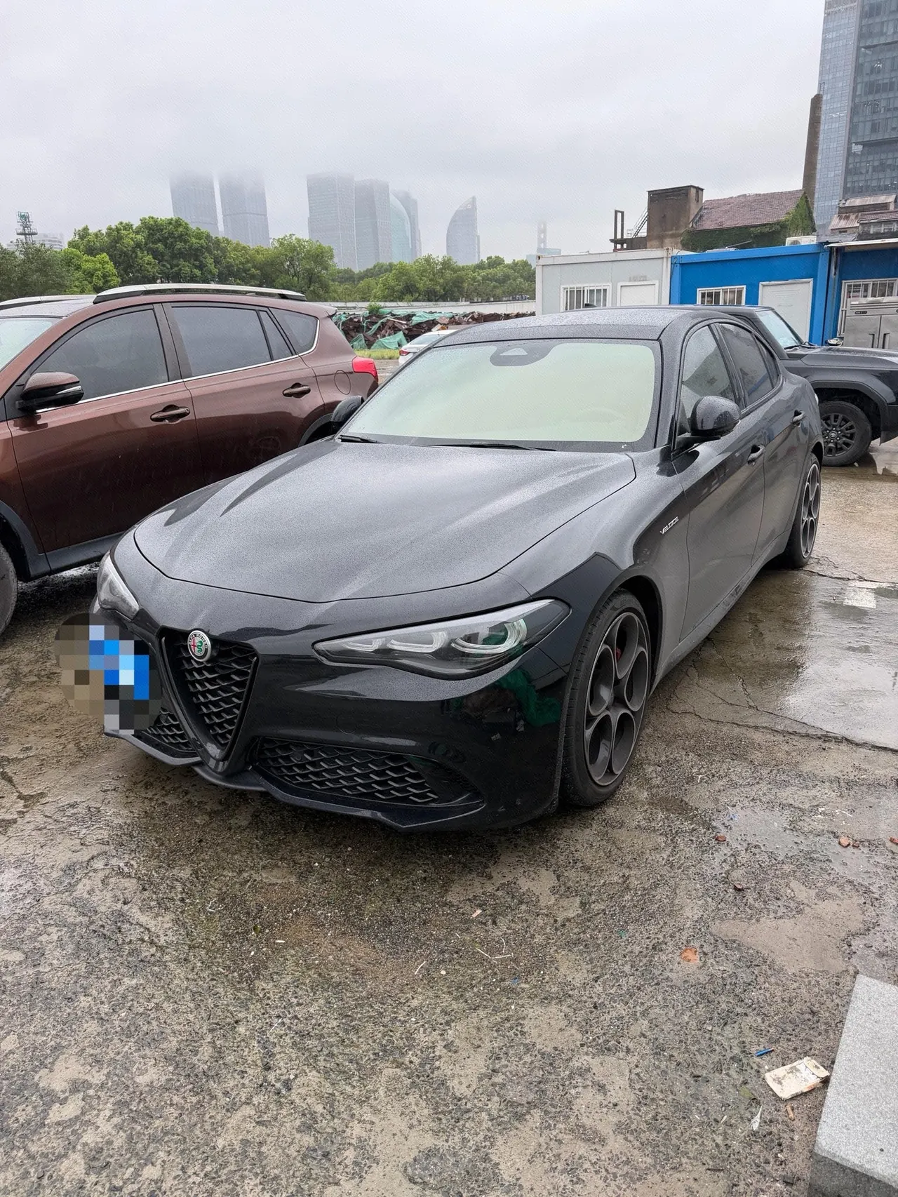 打开图片灯箱:Alfa-Romeo Giulia (Imported) 2026 Giulia 2.0T 280HP VELOCE Race Edition Automatic Gear