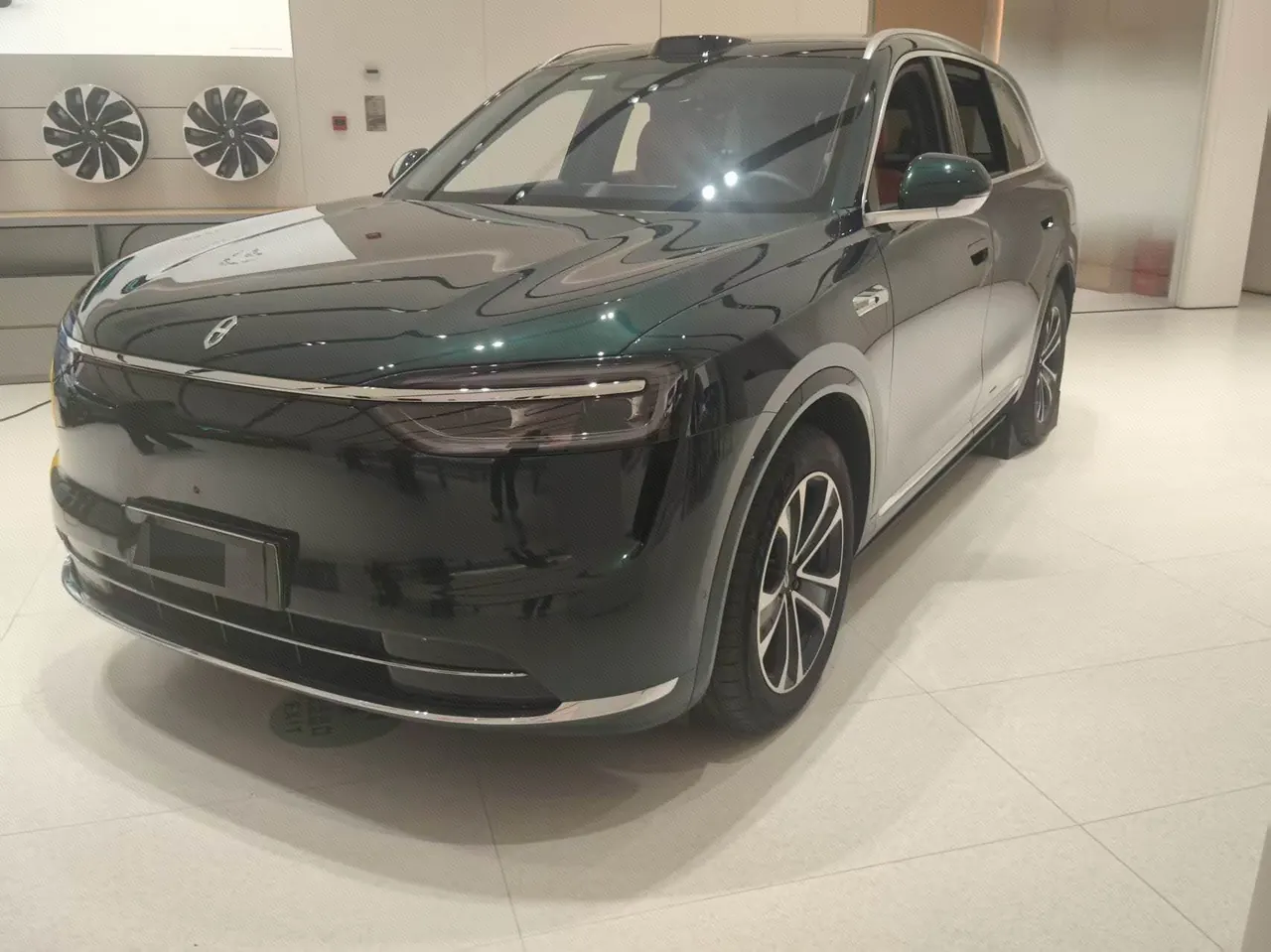Open image lightbox: AITO 2026 AITO M7 extended range Ultra 4-wheel drive version 5 (192-line laser Radar) automatic gear