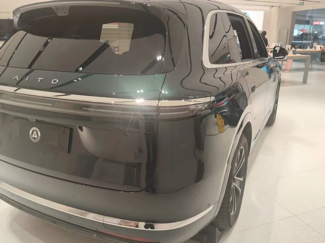 AITO 2026 AITO M7 extended range Ultra 4-wheel drive version 5 (192-line laser Radar) automatic gear 4