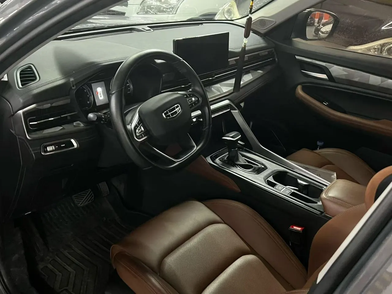 Geely Vision SUV(X6) 2021 Vision X6 Pro 1.4T Premium Automatic 3