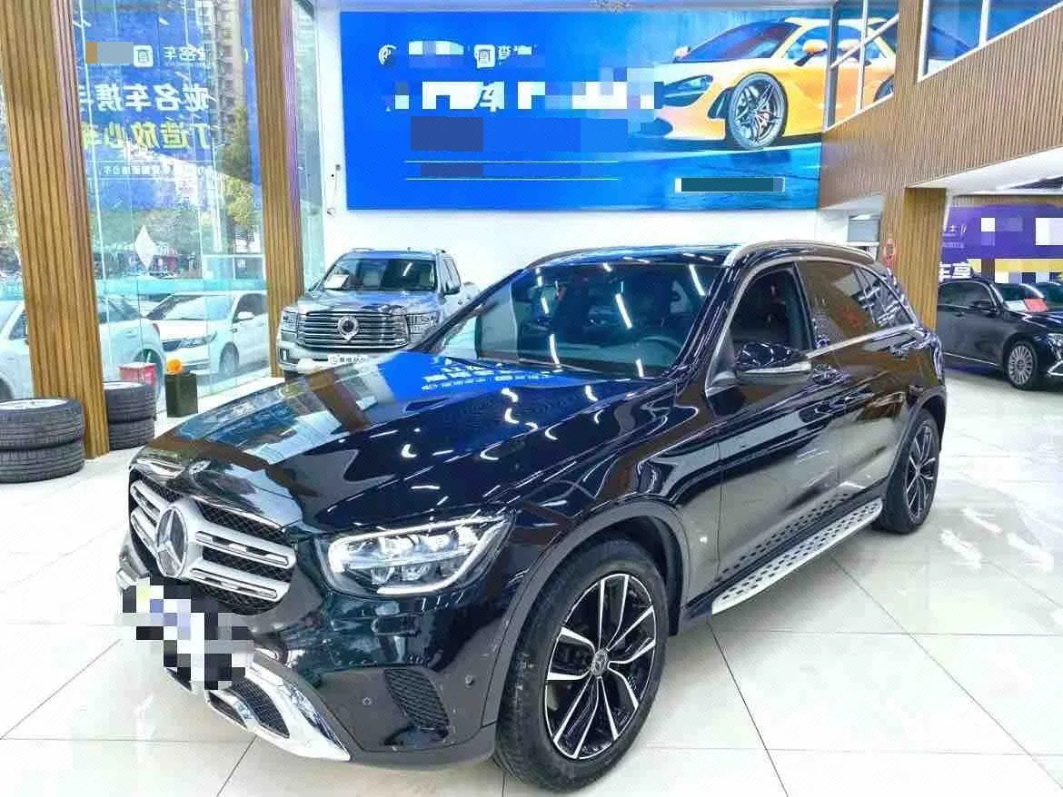 Open image lightbox: Mercedes Benz 2021 GLC 260 L 4MATIC 2.0T Dynamic Automatic