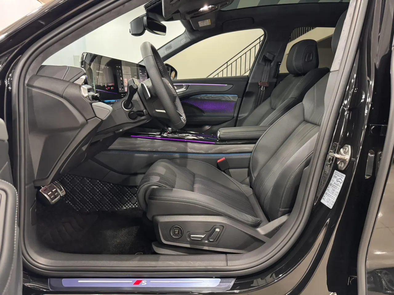 Audi 2026 A6L 2.0T Enjoy Dynamic Automatic 4