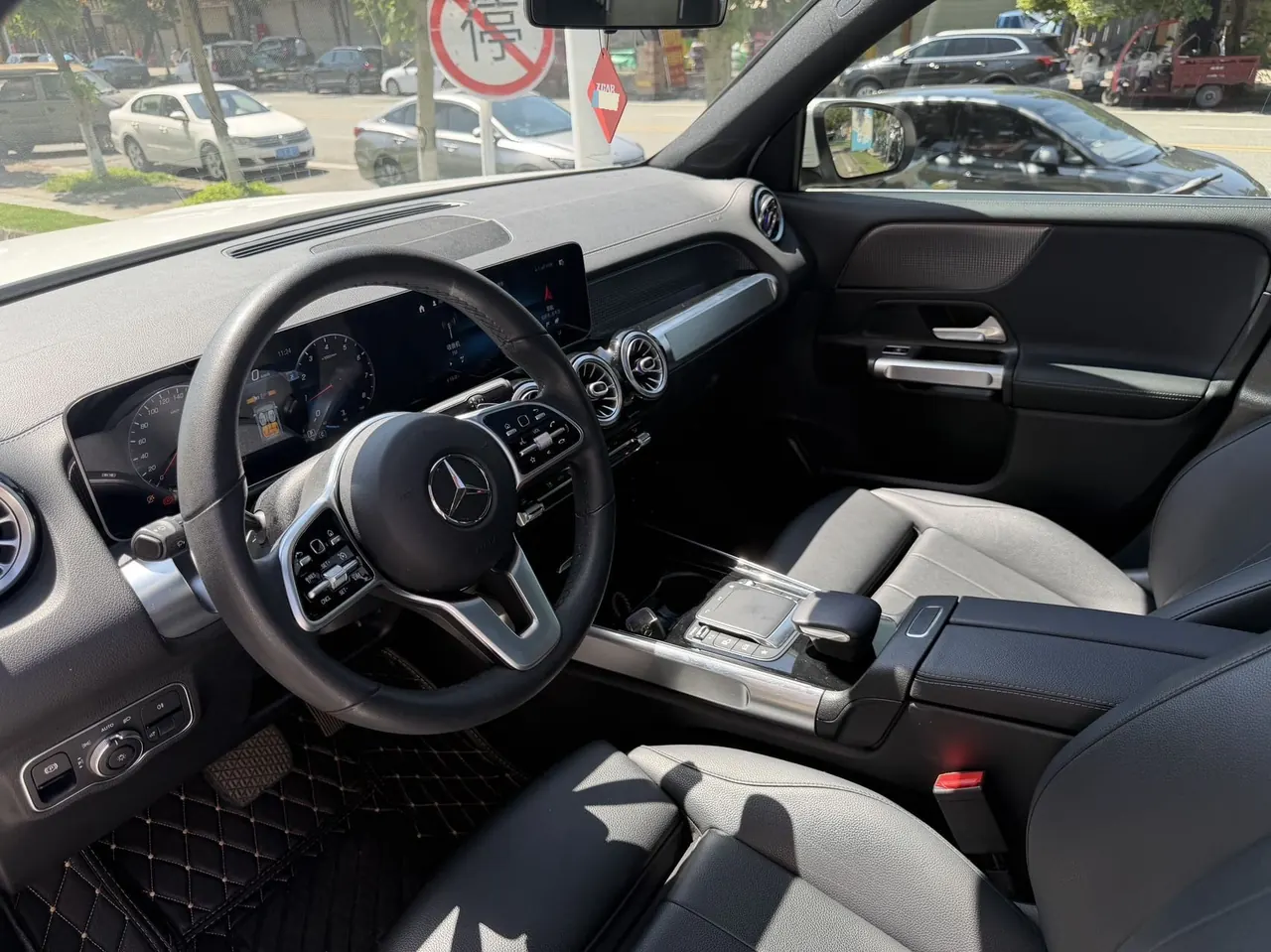 Mercedes Benz 2020 GLB 200 1.3T Dynamic (Modified) Automatic Gear 6