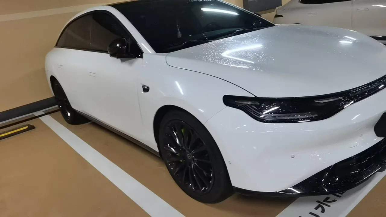 Leapmotor 2023 C 01 630 Four-wheel Drive Performance Edition Automatic Gear 3