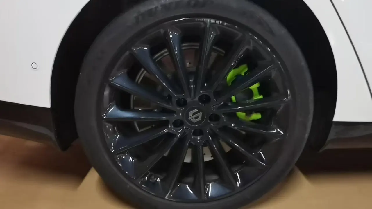 Leapmotor 2023 C 01 630 Four-wheel Drive Performance Edition Automatic Gear 5