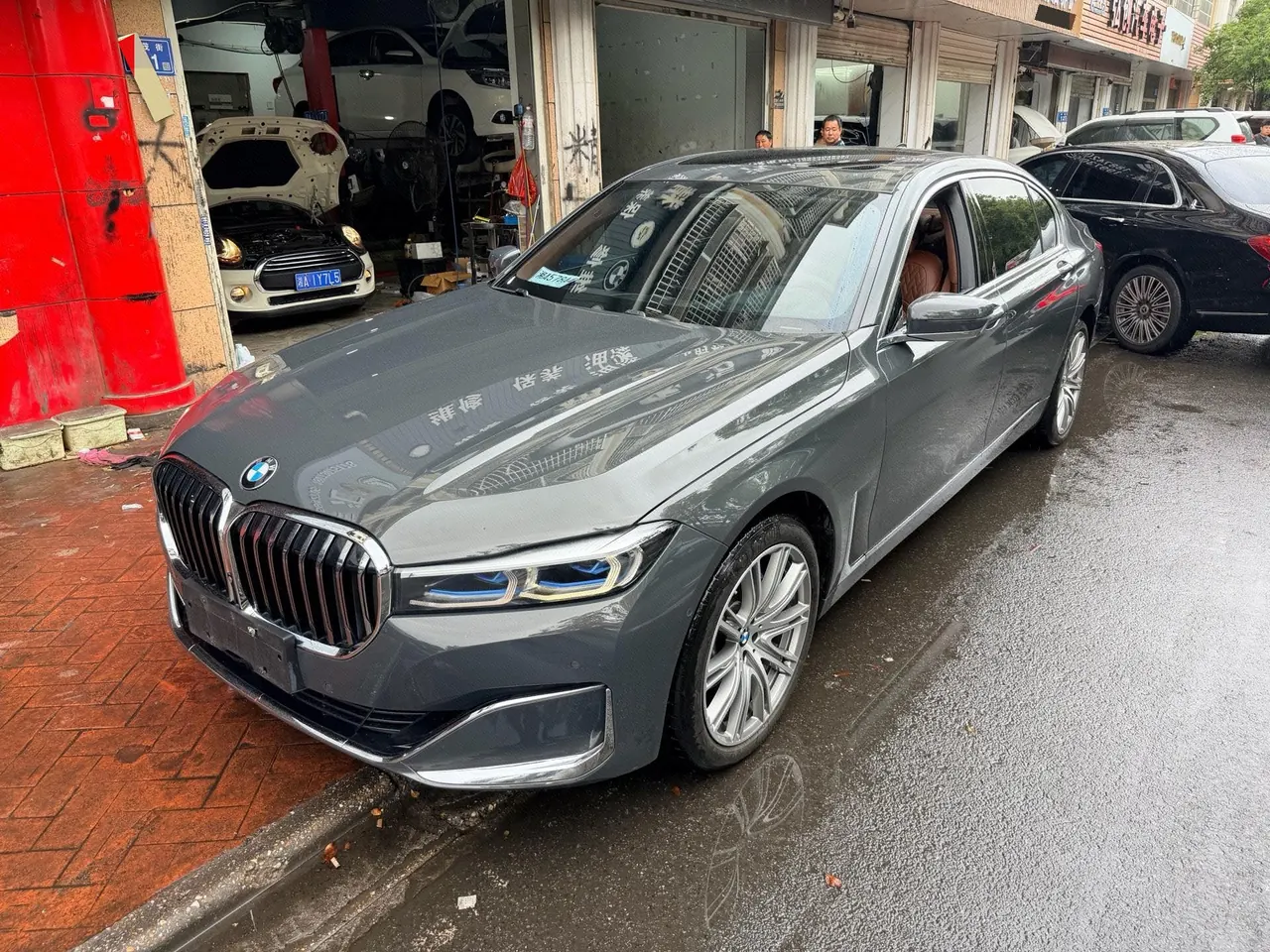 打开图片灯箱:BMW 7 Series (Imported) 2021 740Li xDrive 3.0T Administrative Luxury Suit Automatic Gear