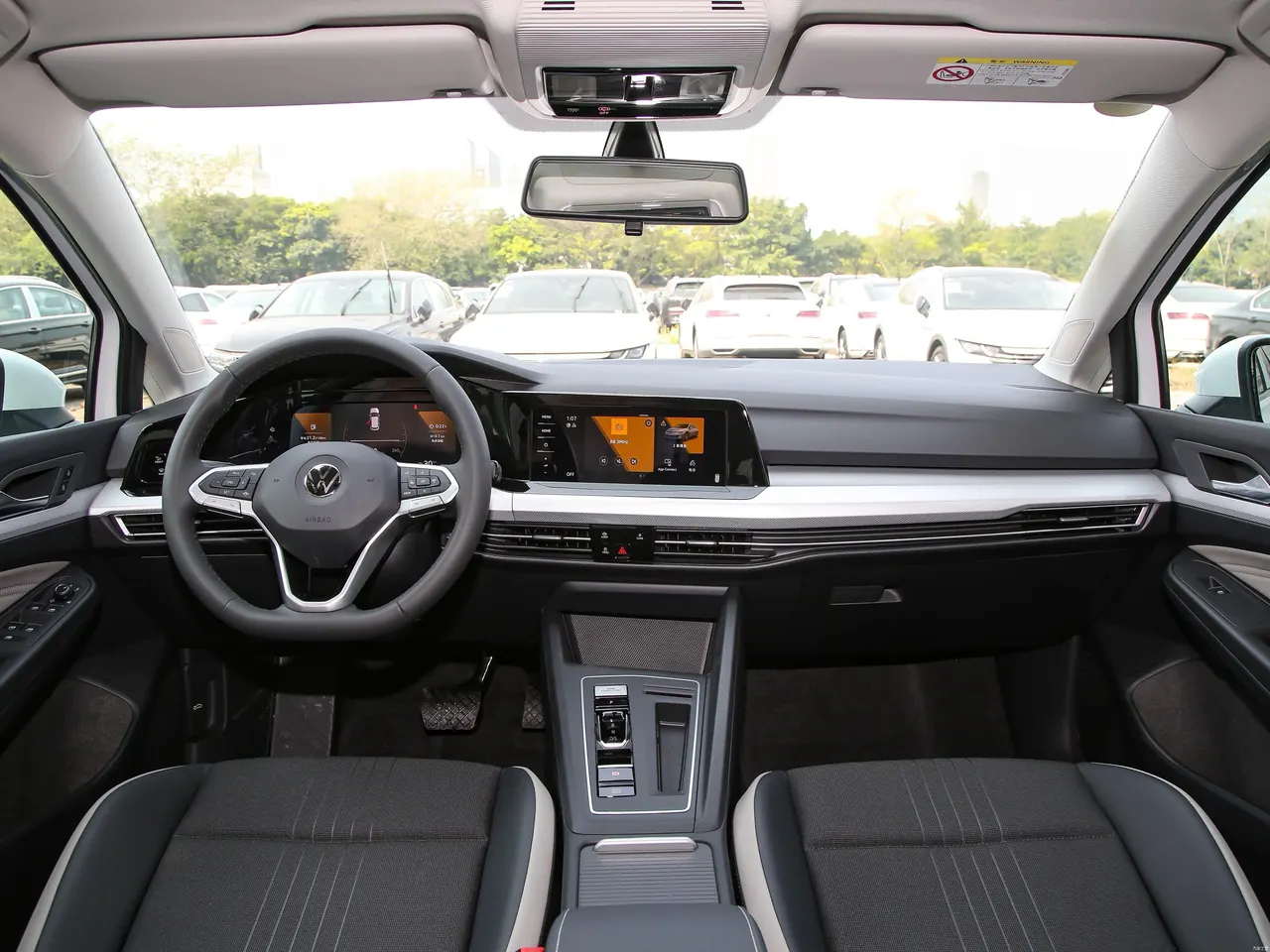 Volkswagen 2023 Golf 8 PRO 1.4TSI 280TSI Automatic 6