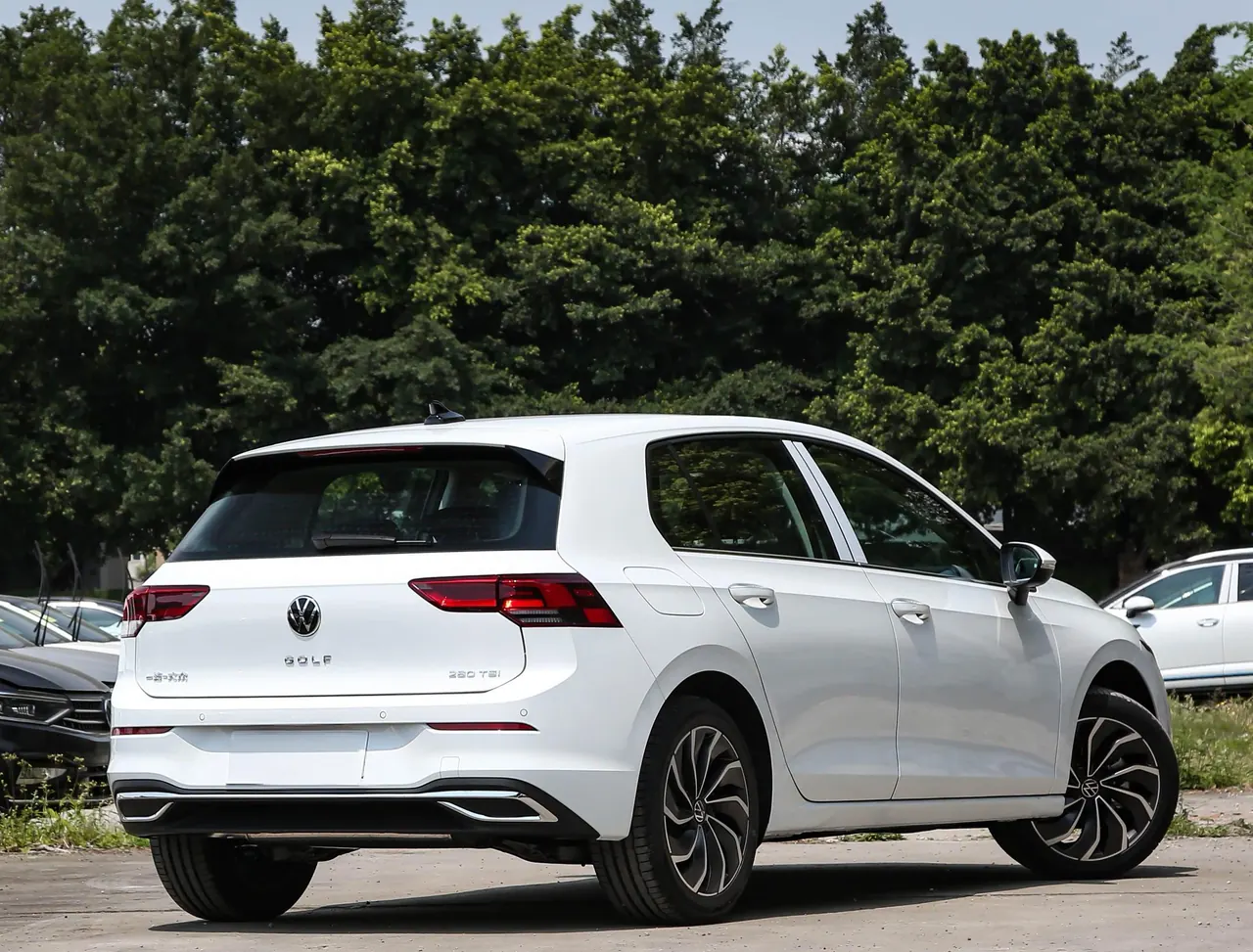 Volkswagen 2023 Golf 8 PRO 1.4TSI 280TSI Automatic 9