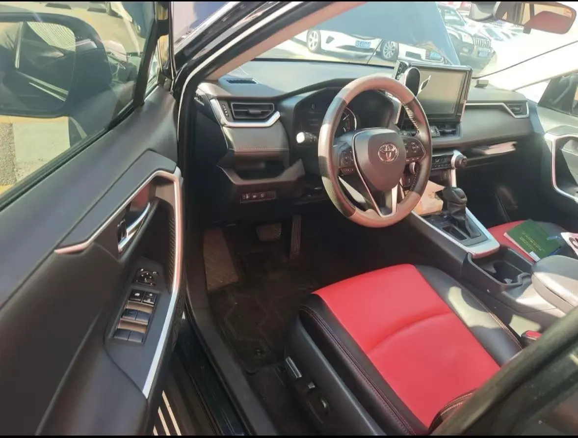 Toyota 2020 RAV4 Rongbo 2.0 Stepless Two-Drive Fashion Edition Automatic Gear 4
