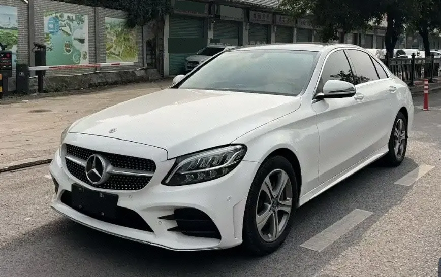 打开图片灯箱:Mercedes Benz Class C 2021 C 260 L 48V 1.5T Sports Edition Automatic Gear