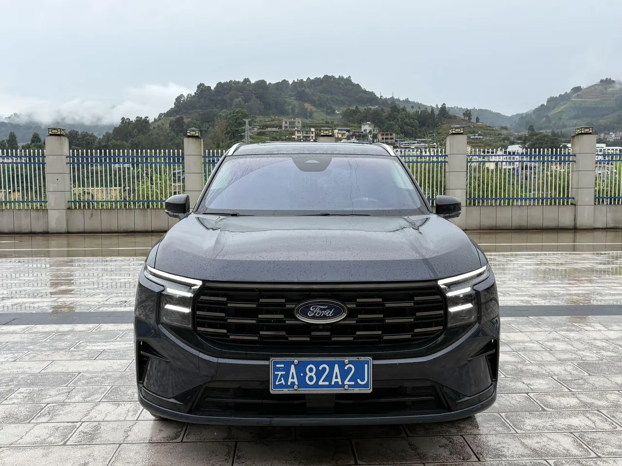 Ford 2023 Ruijie L 2.0T EcoBoost four-wheel drive 7-seat extreme automatic gear 2