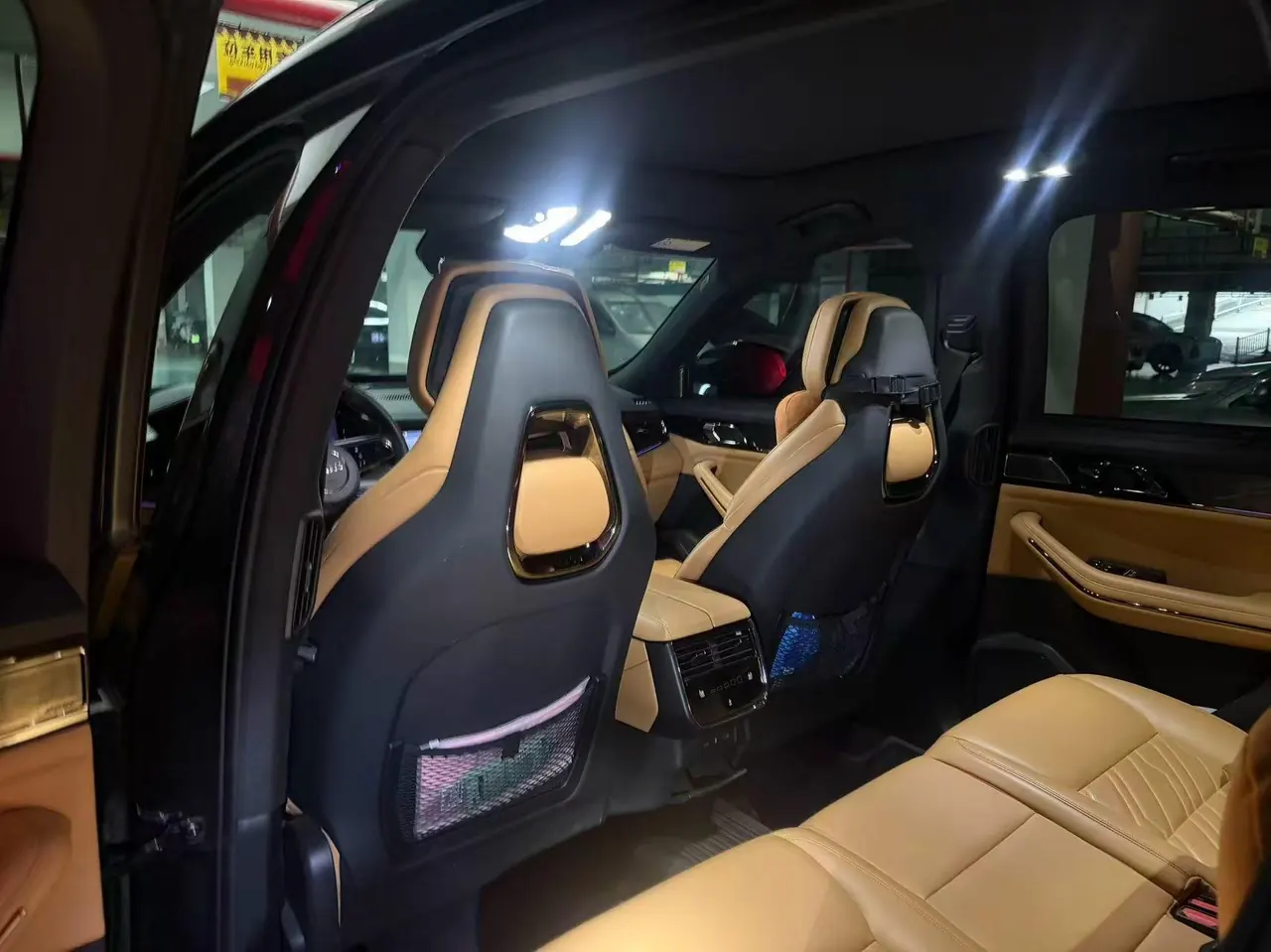 LYNK&amp;CO 2021 LYNK&amp;CO 09 MHEV 2.0T Ultra 7-seat automatic gear 3