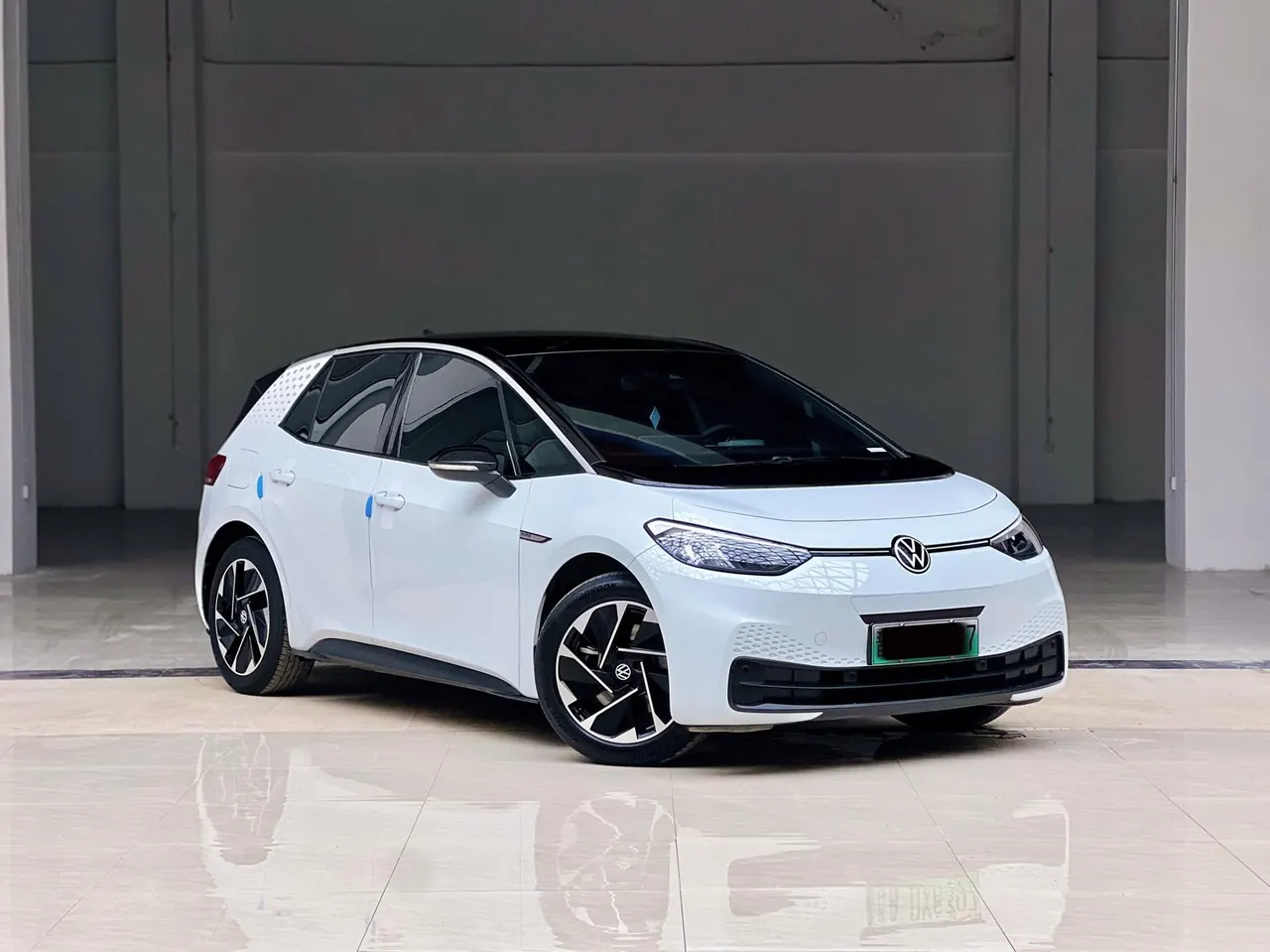 Volkswagen 2023 ID. 3 Upgraded Pure Smart Edition, Automatic Transmission 3