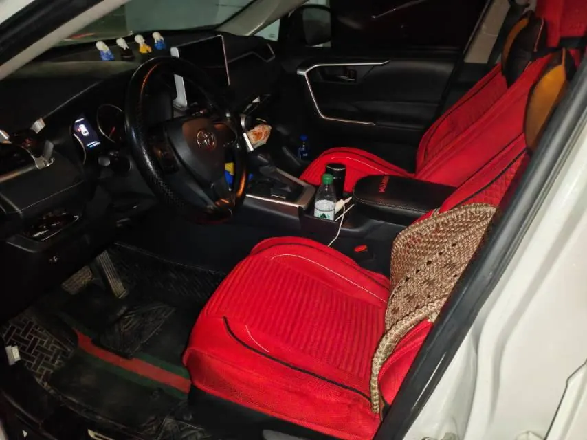 Toyota 2020 Wilanda 2.0 Stepless Two-Drive Leading Edition Automatic Gear 6