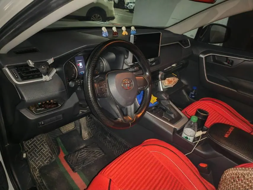 Toyota 2020 Wilanda 2.0 Stepless Two-Drive Leading Edition Automatic Gear 7