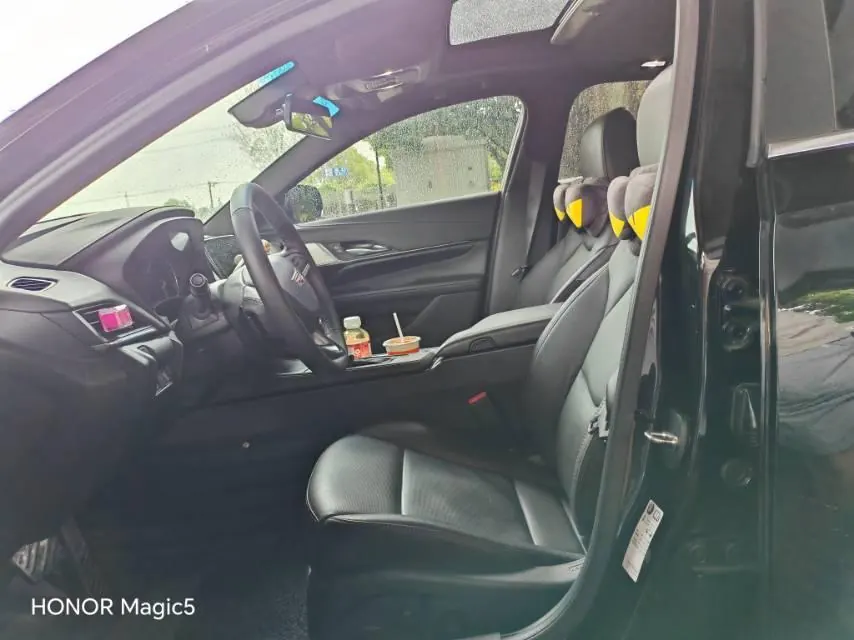 Cadillac 2022 CT4 2.0T 28T luxury automatic gear 4
