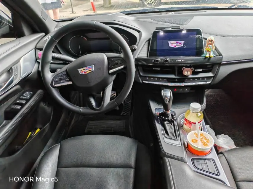 Cadillac 2022 CT4 2.0T 28T luxury automatic gear 7