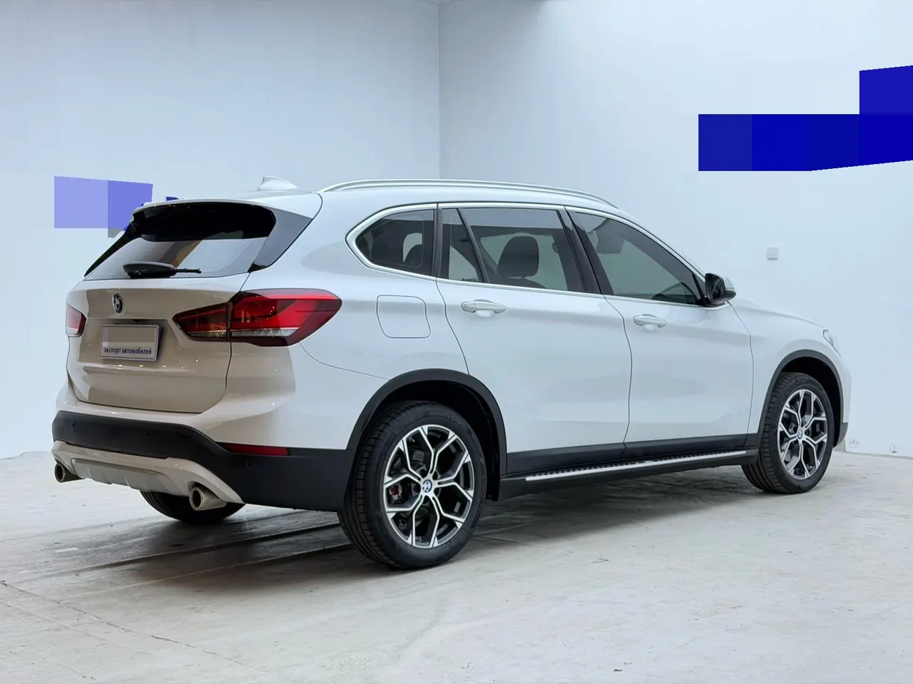 BMW 2022 X1 sDrive20Li 1.5T fashion automatic gear 12