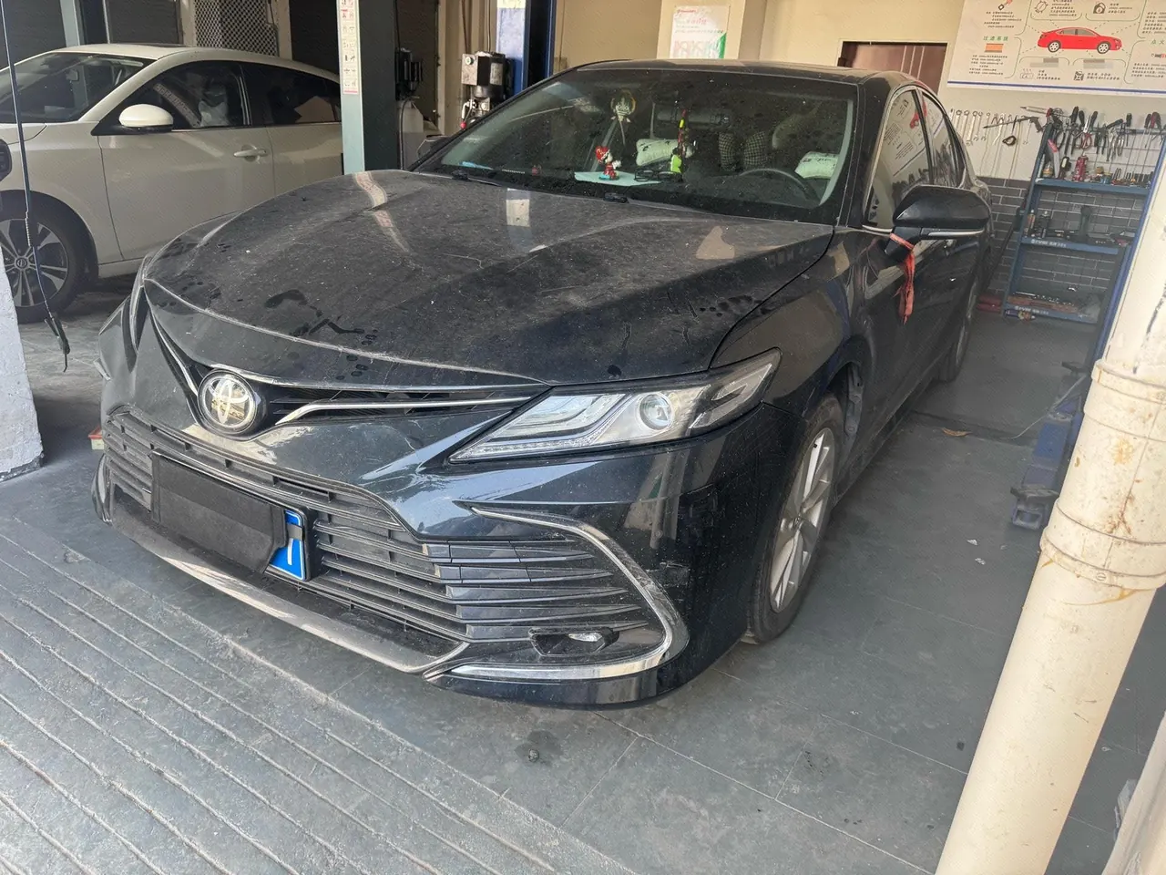 Open image lightbox: Toyota 2021 Camry 2.0G Stepless Deluxe Edition Automatic Gear