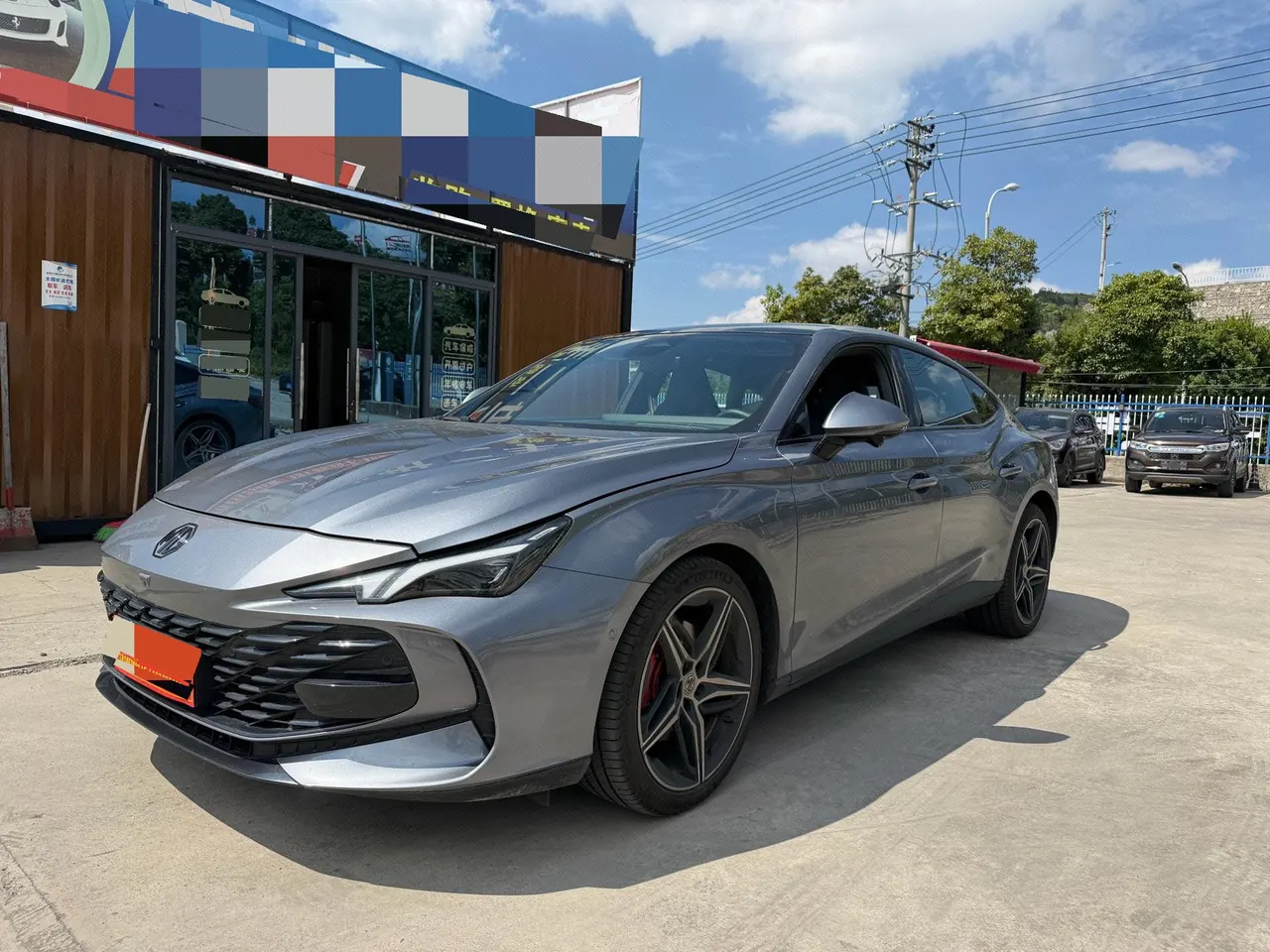 打开图片灯箱:2025 MG7 2.0T Trophy Super Intelligent Driving Edition, Automatic Transmission