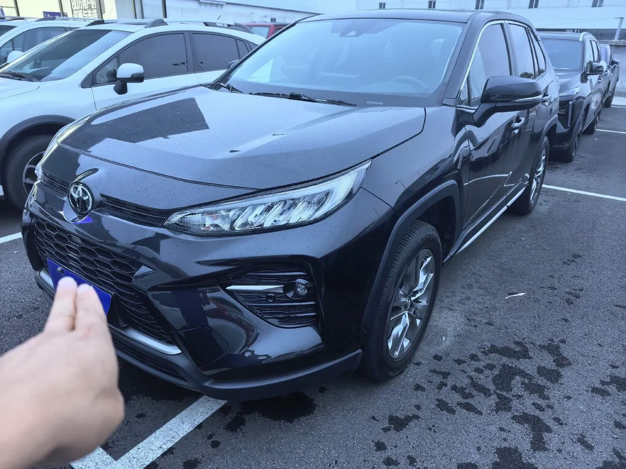 Open image lightbox: Toyota 2021 Wilanda 2.0 Stepless Four-wheel Drive Deluxe Edition Automatic Transmission