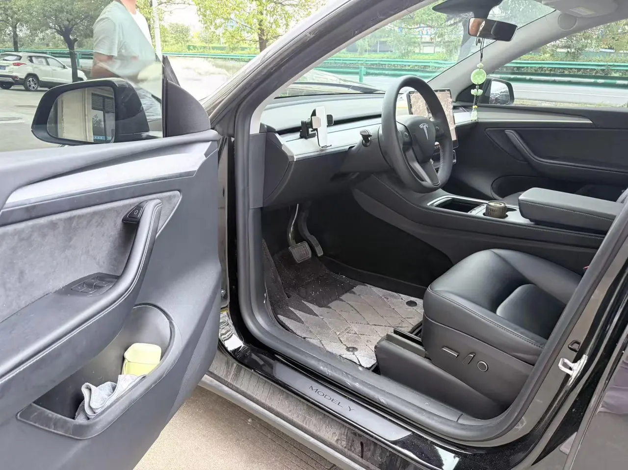 Tesla 2023 Model Y long endurance all-wheel drive version automatic transmission 4