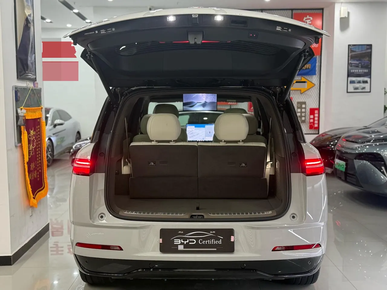 Denza 2023 Denza N8 1.5T Stepless Four-wheel Drive Super Hybrid Flagship Six-seat Automatic Gear 10