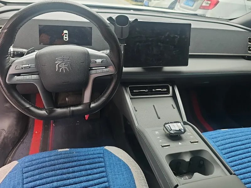 BYD 2025 Qin L DM-i 1.5 stepless smart driving version 80KM leading automatic gear 4
