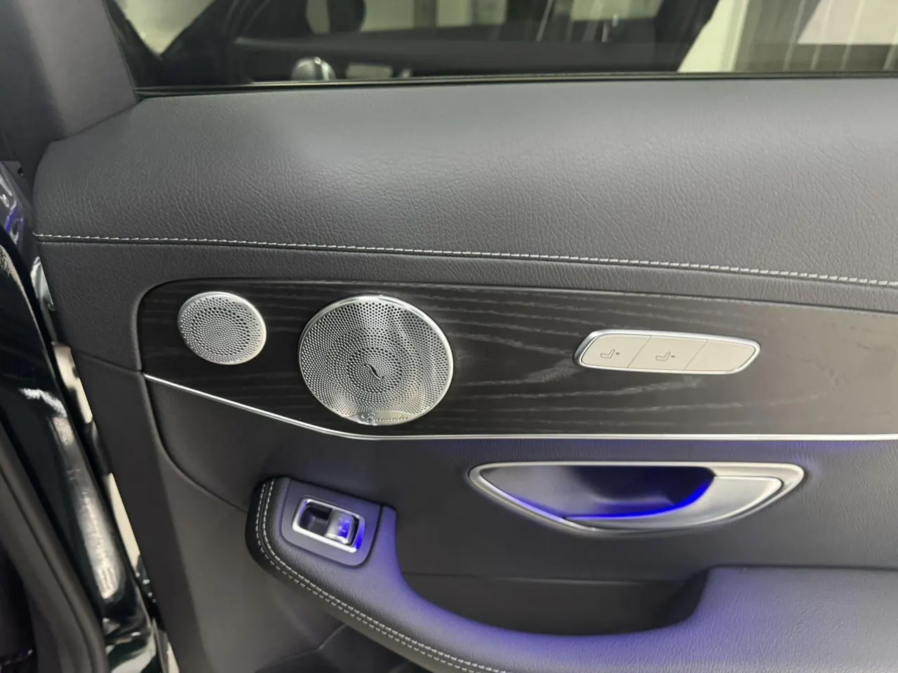 Mercedes Benz Class C 2021 C 260 48V 1.5T Star Yao Zhen Tibetan Edition Automatic Gear 12