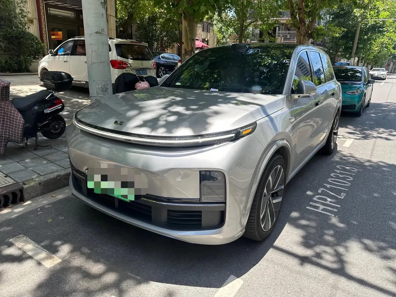 Li 2022 L9 1.5T Max Edition Automatic Gear 3