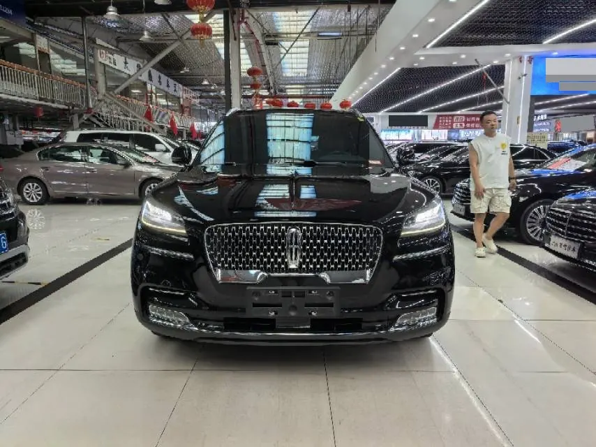 Lincoln 2021 Aviator 3.0T V6 Four-wheel Drive Elegant Edition Automatic Gear 2