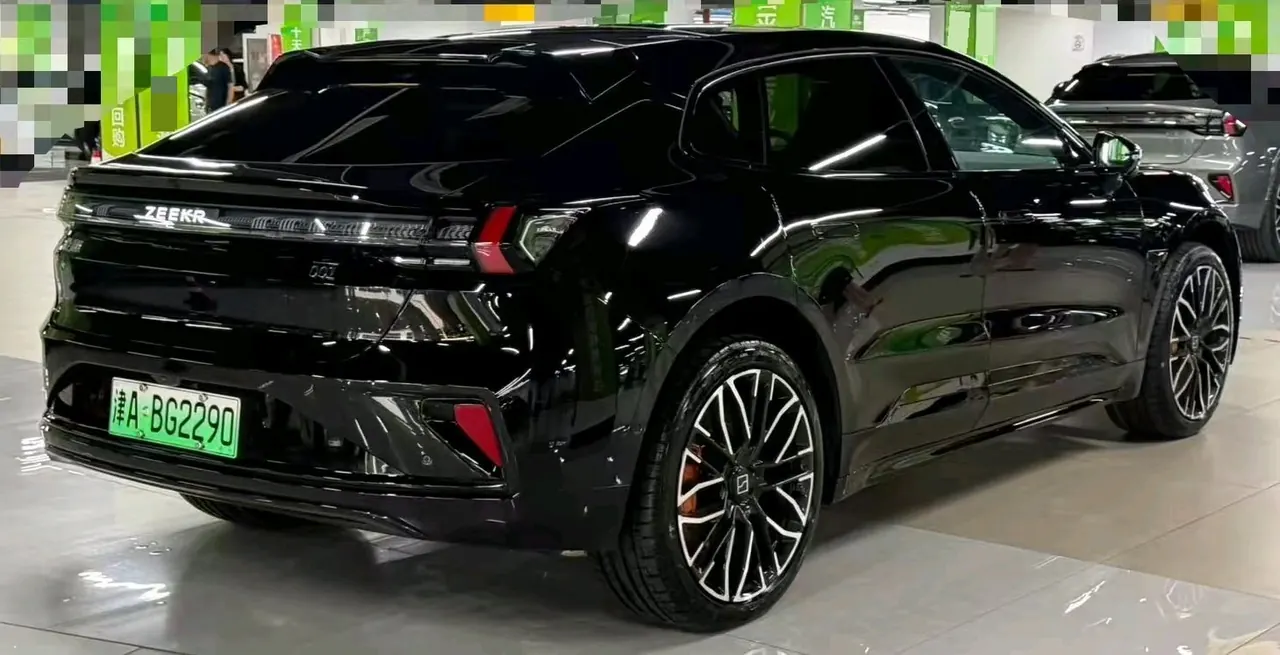 Zeekr 2025 Zeekr 001 YOU version 100kWh four-wheel drive automatic gear 3