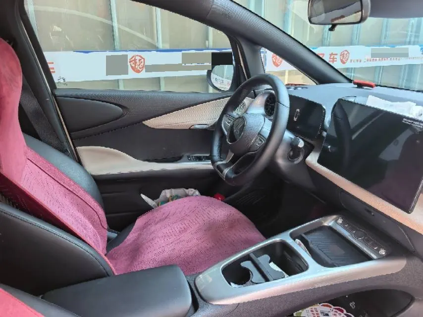 BYD 2025 Dolphin Smart Driving 410km Fashion Automatic Gear 5