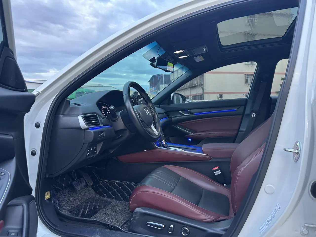 Honda INSPIRE (Yingshi Pai) 2022 INSPIRE 1.5T Stepless 260TURBO Jingyue Edition Automatic Gear 4