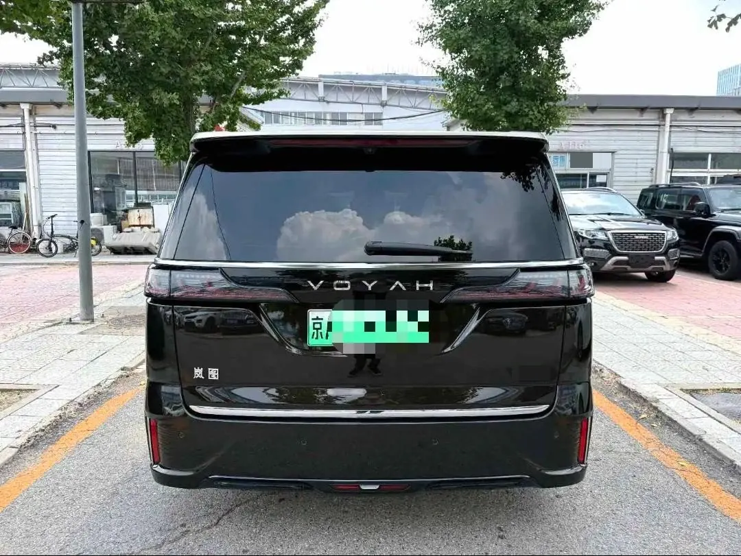 Voyah 2025 dreamers PHEV 1.5T four-wheel drive flagship dry Kun version automatic gear 16
