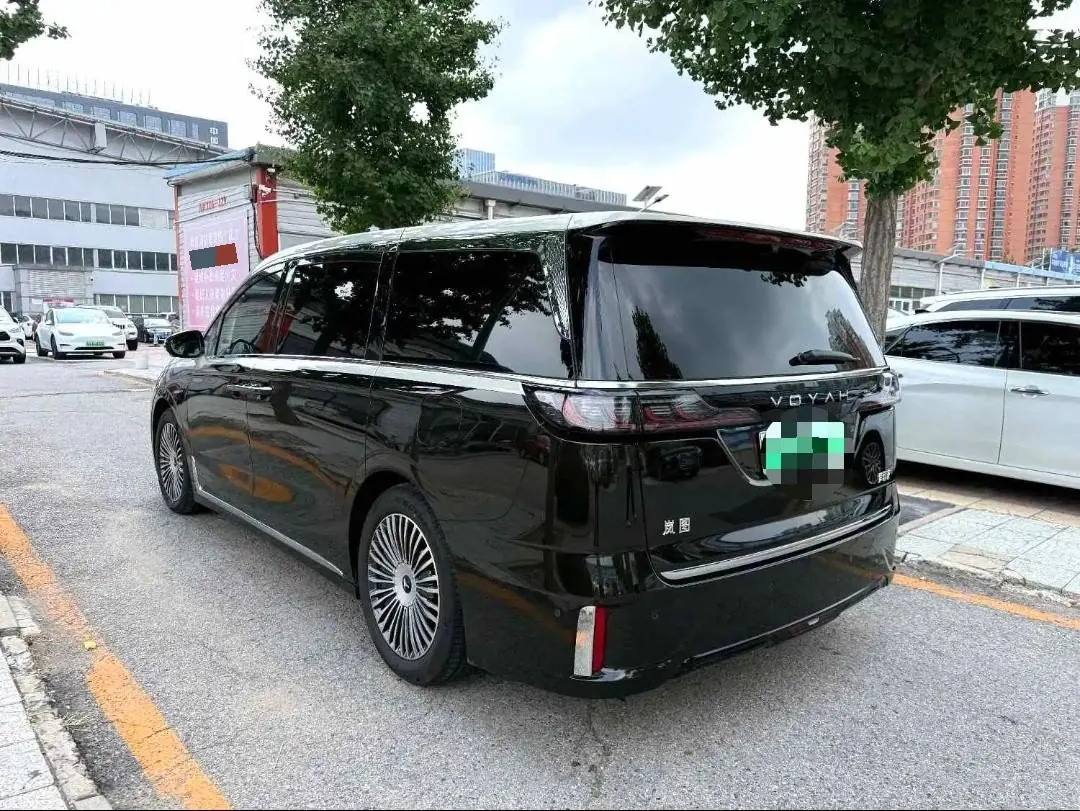 Voyah 2025 dreamers PHEV 1.5T four-wheel drive flagship dry Kun version automatic gear 17