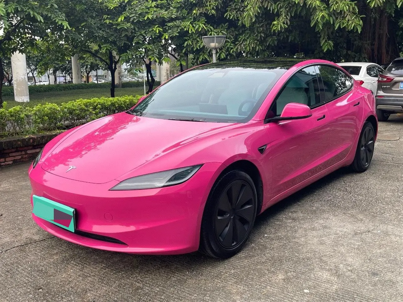 打开图片灯箱:Tesla 2023 Model 3 Rejuvenation Edition Rear Wheel Drive Automatic Transmission