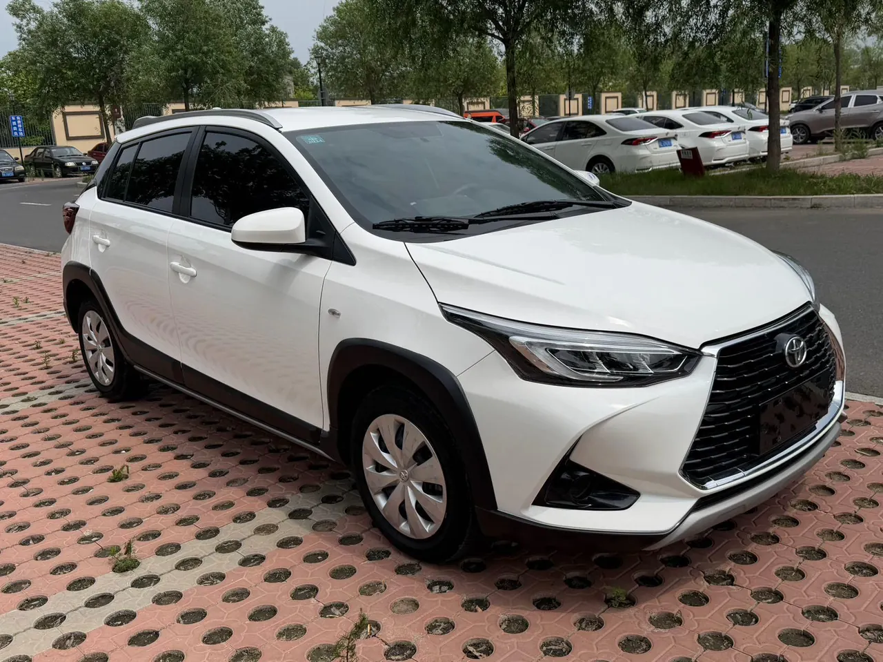 Toyota yaris 2022 YARiS L to dazzle 1.5 stepless leading PLUS version of automatic gear 3