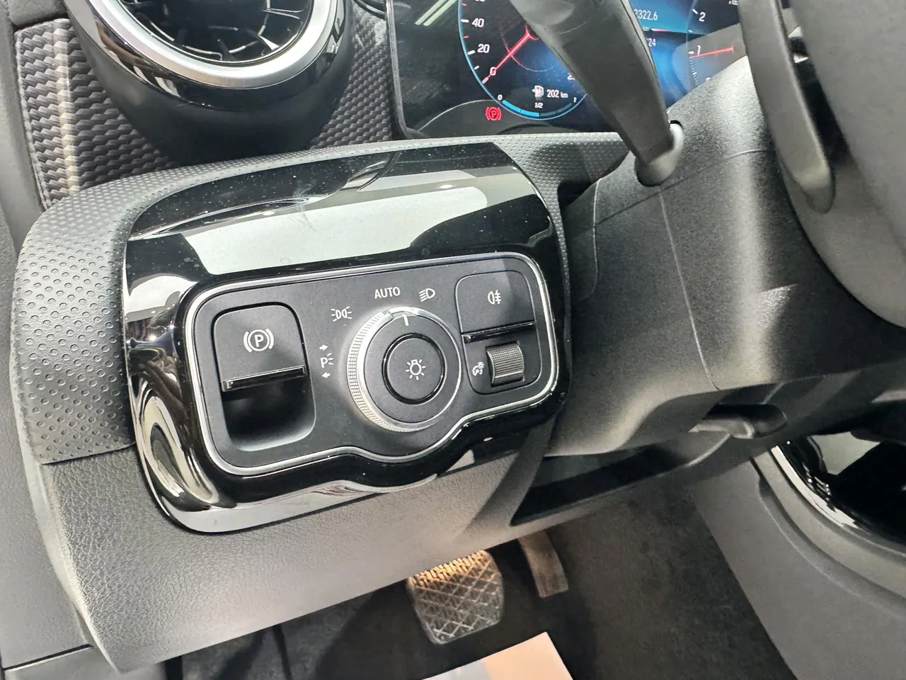 Mercedes Benz Class A 2022 A 200 L 1.3T Fashion (Change 3) Automatic 14
