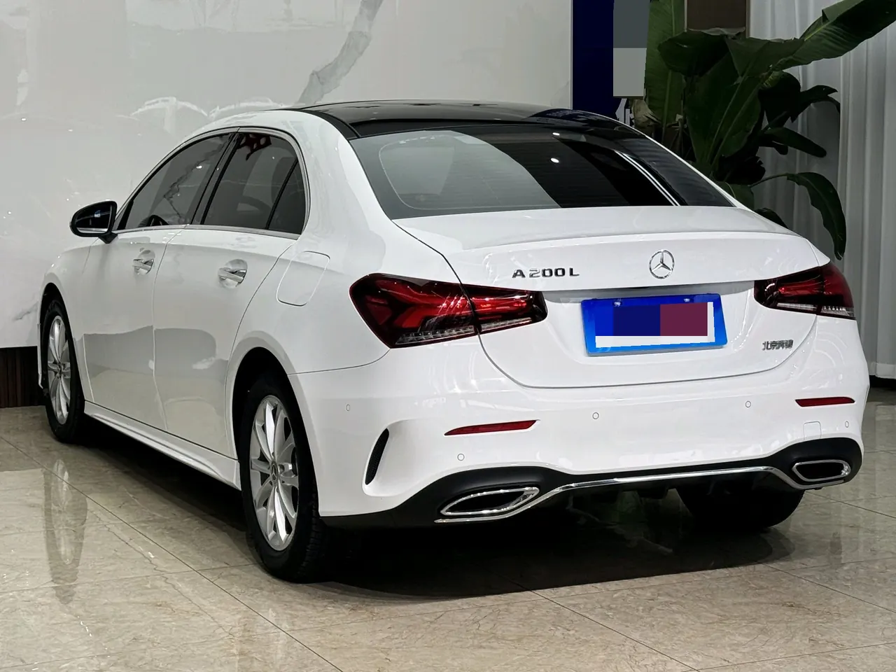 Mercedes Benz Class A 2022 A 200 L 1.3T Fashion (Change 3) Automatic 4